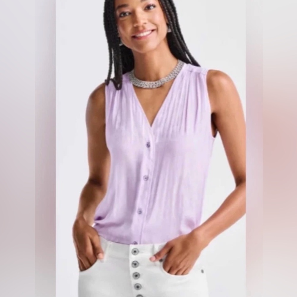 Cabi New NWT Bouquet TopSize S- Was $89 Lavender Sleeveless Button-Up Top‎